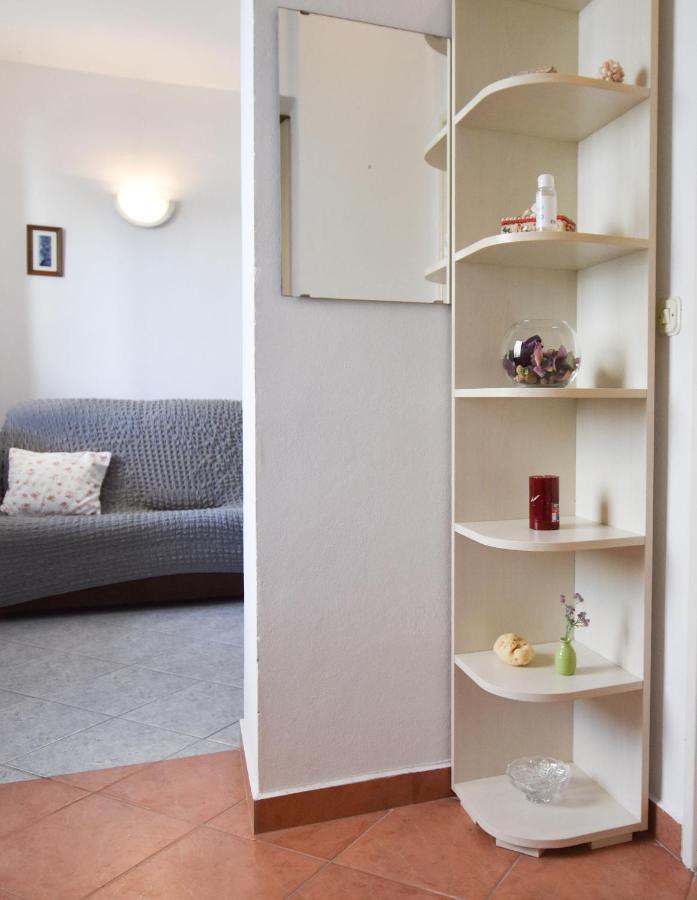 Apartment Murva Примоштен Экстерьер фото