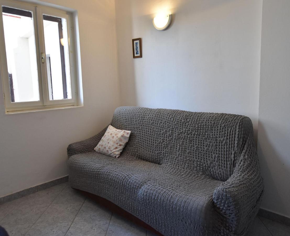 Apartment Murva Примоштен Экстерьер фото