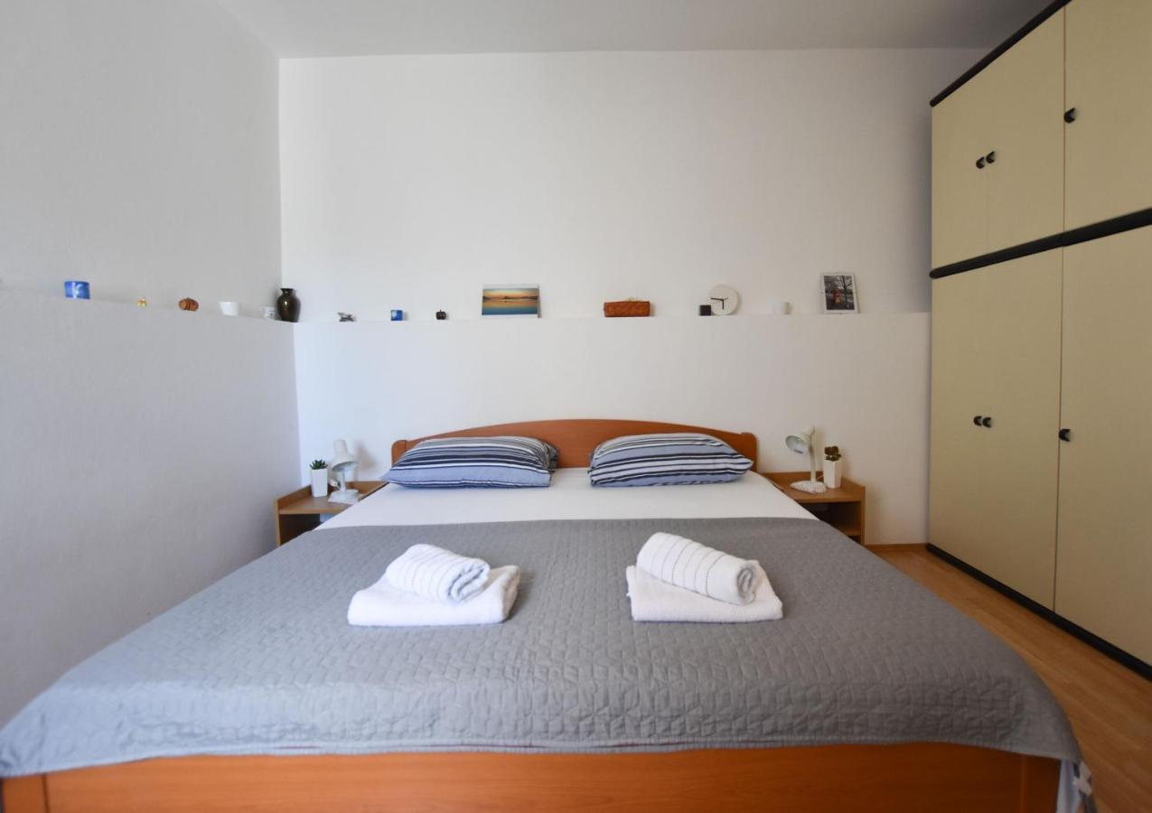 Apartment Murva Примоштен Экстерьер фото
